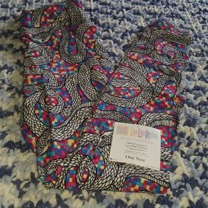 OS lularoe snake leggings NWT